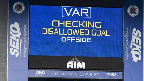 VAR display