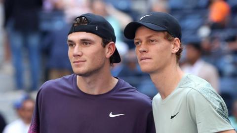Jack Draper and Jannik Sinner pose for a photo before their 2024 US Open semi-final