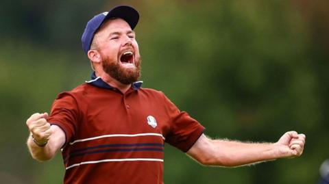 Shane Lowry celebrates