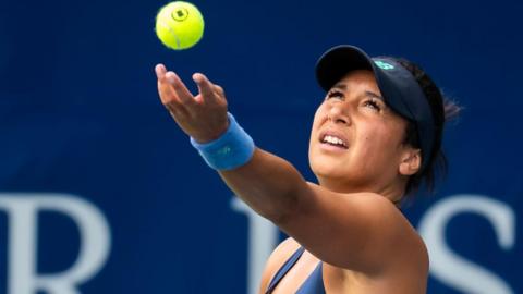 Heather Watson begins her service motion