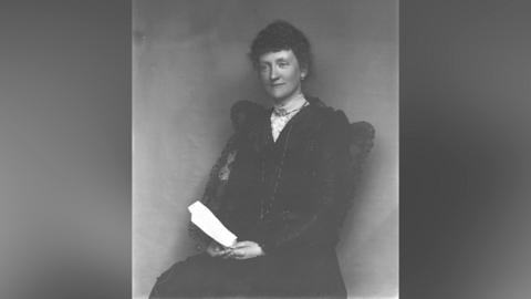 Mairead Burnley Chaimbeul