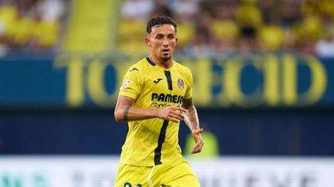 Yeremy Pino in action for Villarreal 