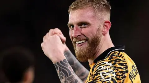 Ocho goles en nueve ocasiones: ¿merece la pena volver a llamar a McBurnie para que vuelva a Escocia?