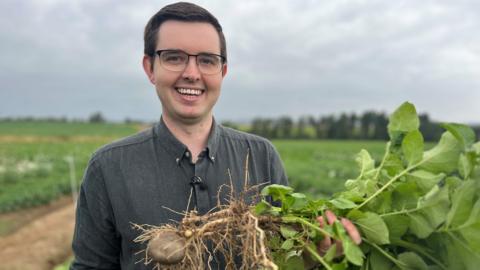 Molecular plant pathologist James Price