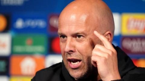 Liverpool boss Arne Slot