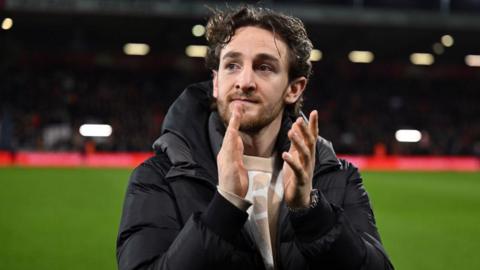 Tom Lockyer applauds Luton fans