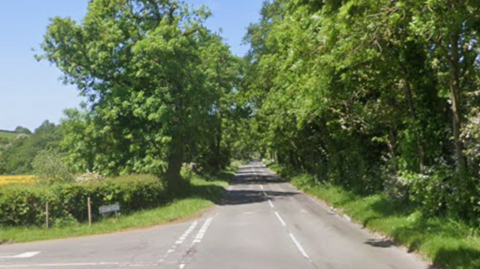 Charley Road near the junction with Oaks Road