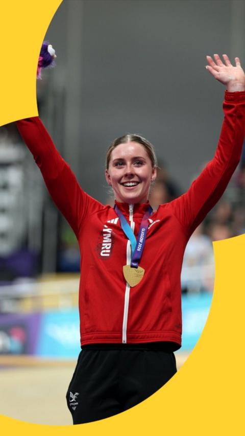 Emma Finucane celebrates