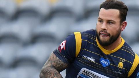 Francois Hougaard in action for Worcester Warriors