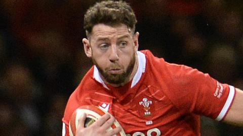 Alex Cuthbert attacks for Wales