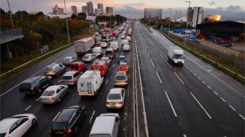 Traffic queues on a main route into London