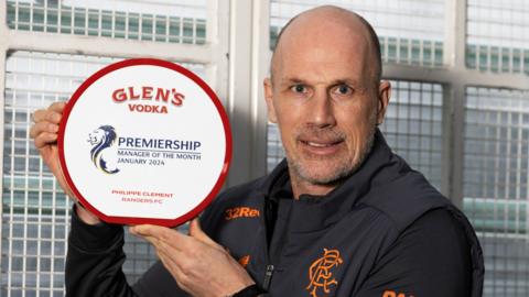 Rangers manager Philippe Clement with January's Scottish Premiership manager of the month award