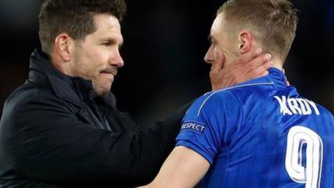 Atletico manager Simeone consoles Jamie Vardy