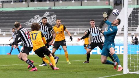 Martin Dubravka saves for Wolves