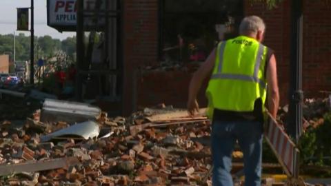 Tornadoes sweep through Iowa