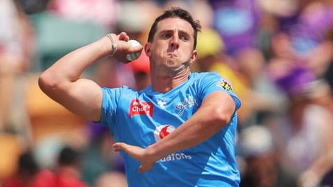 Dan Worrall bowls for Adelaide Strikers in the BBL