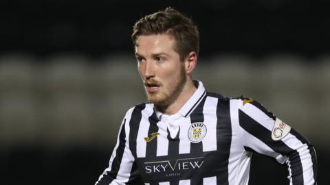 Kyle McAllister playing for St Mirren