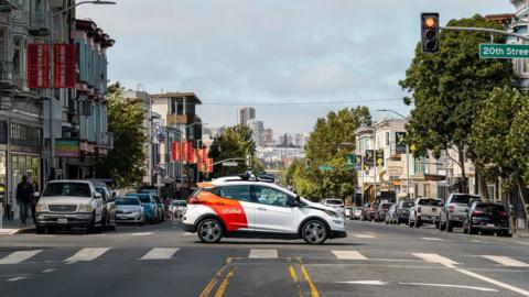 Cruise driverless car in San Francisco