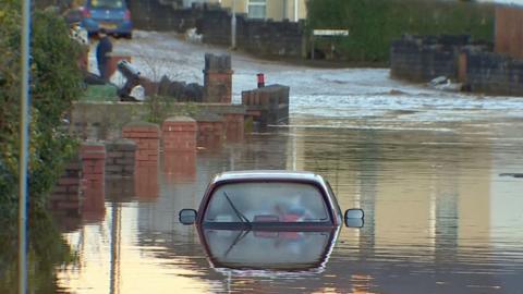 Skewen flooding