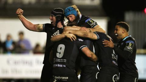 Ospreys celebrate