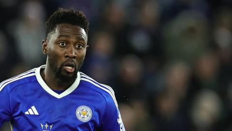 Wilfred Ndidi in action for Leicester City