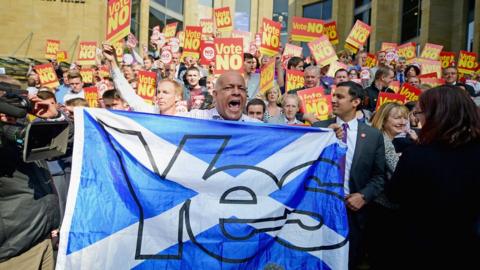 Yes supporters disrupt an event attended by Leader of the Labour Party Ed Miliband