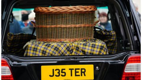 Hearse with Jethro's coffin arrives at Truro Cathedral