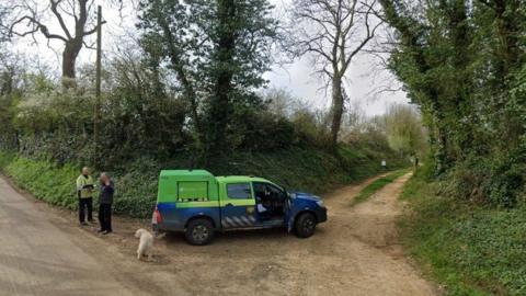 Entrance to Blackford Hill Quarry