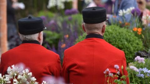 Two Chelsea Pensioners