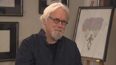 Billy Connolly has unveiled some of his drawings in Glasgow