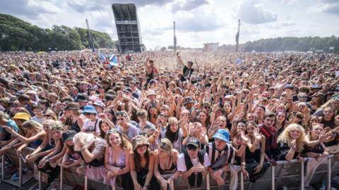 Crowd at Leeds Festival 2023