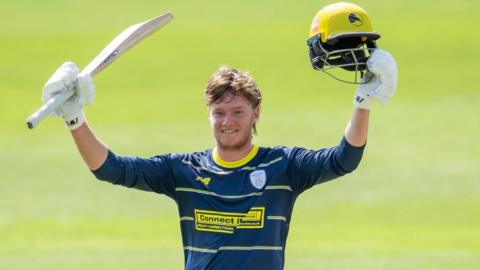 Hampshire batter Tom Prest