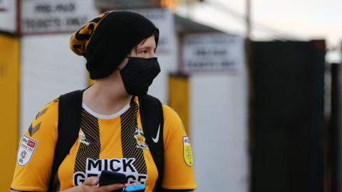 Cambridge United fan