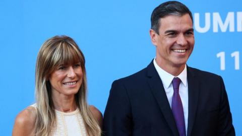 Spanish Prime Minister Pedro Sanchez and his wife Begoña Gomez arrive at a dinner hosted by Lithuanian President Gitanas Nauseda, during a NATO leaders summit in Vilnius, Lithuania July 11, 2023