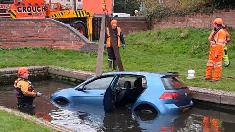 Car being winched from canal in Dudley this week