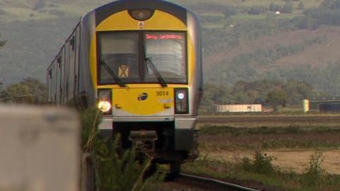 Londonderry-Belfast train