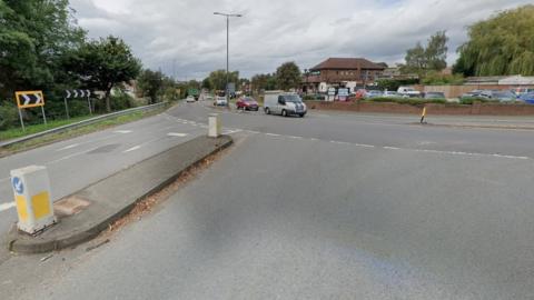 Junction at A609 Ilkeston Road, A609 Nottingham Road and the A6007 Stapleford Road at Trowell