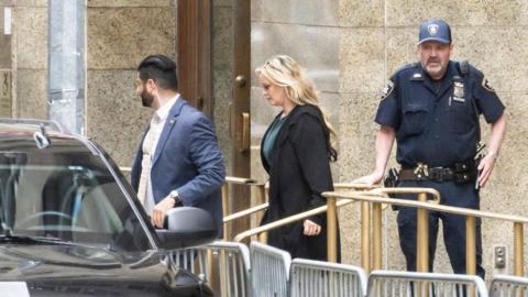 Stormy Daniels leaves court
