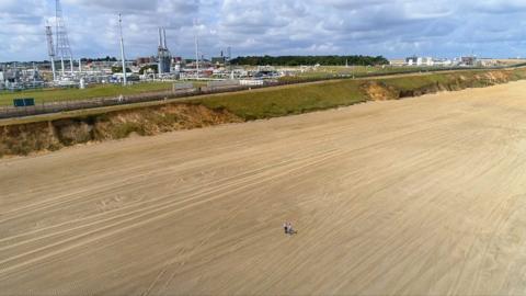 Sandscaping at Bacton