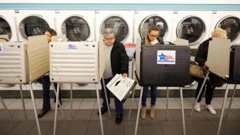 Voters cast their ballots in the 2018 US midterm election in Chicago