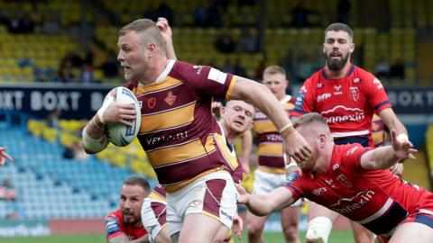 Huddersfield v Hull KR