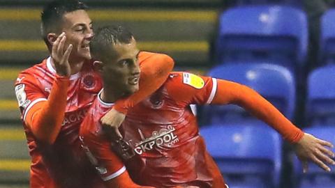 Jerry Yates' second goal of the night won all three points for Blackpool at Reading