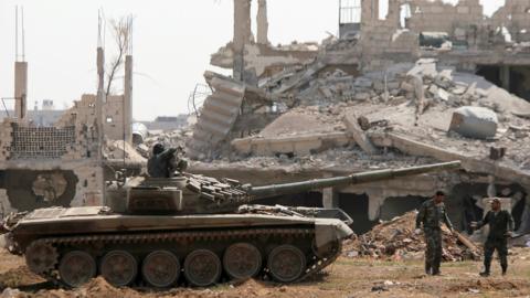 Syrian government forces near Yarmouk refugee camp - 29 April