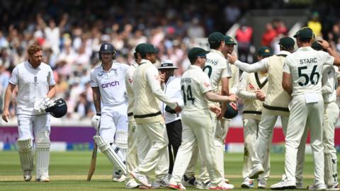 Australia celebrate after Jonny Bairstow is given out
