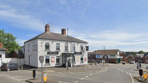 Nags Head pub in Clowne