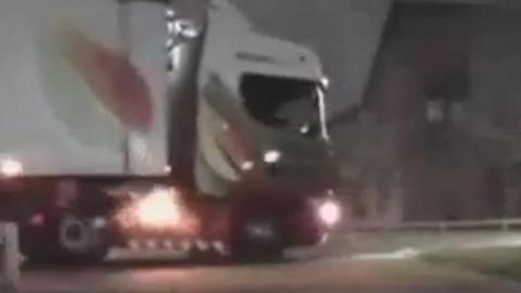 Angry boyfriend crashes lorry into house