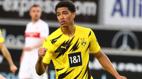 Jude Bellingham, Borussia Dortmund, VfB Stuttgart