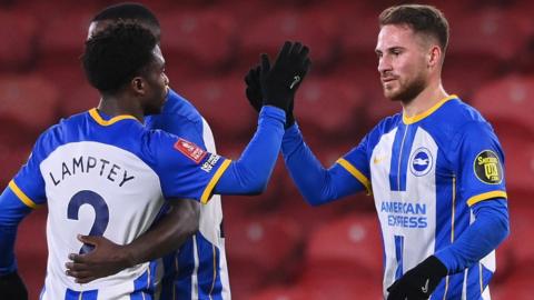 Alexis Mac Allister celebrates