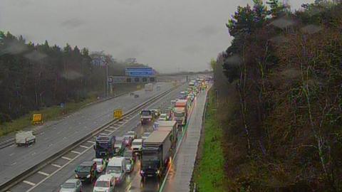 Queues on M27