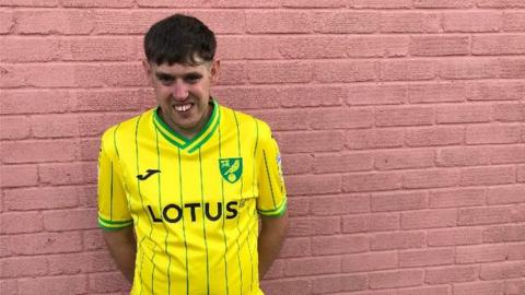 Nathan West in his Norwich City shirt